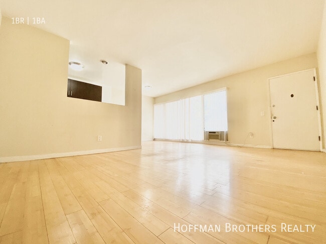 Photo - 1326 Flores St Unit 12