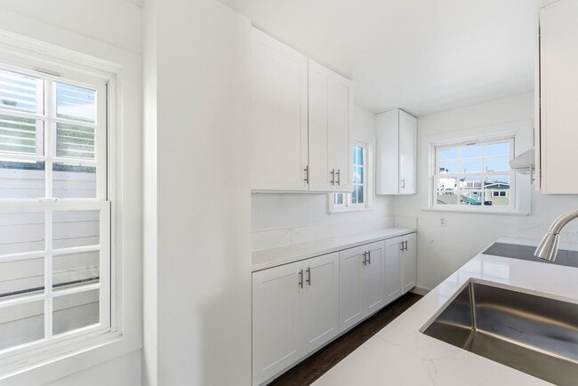 Photo - Prime Peninsula Living – 2BR/2BA Walk to Everything Unit 307 1/2 Anade Ave.