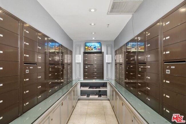 Photo - 10660 Wilshire Blvd Unit 804