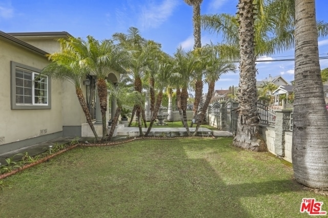 Photo - 4356 Kingswell Ave