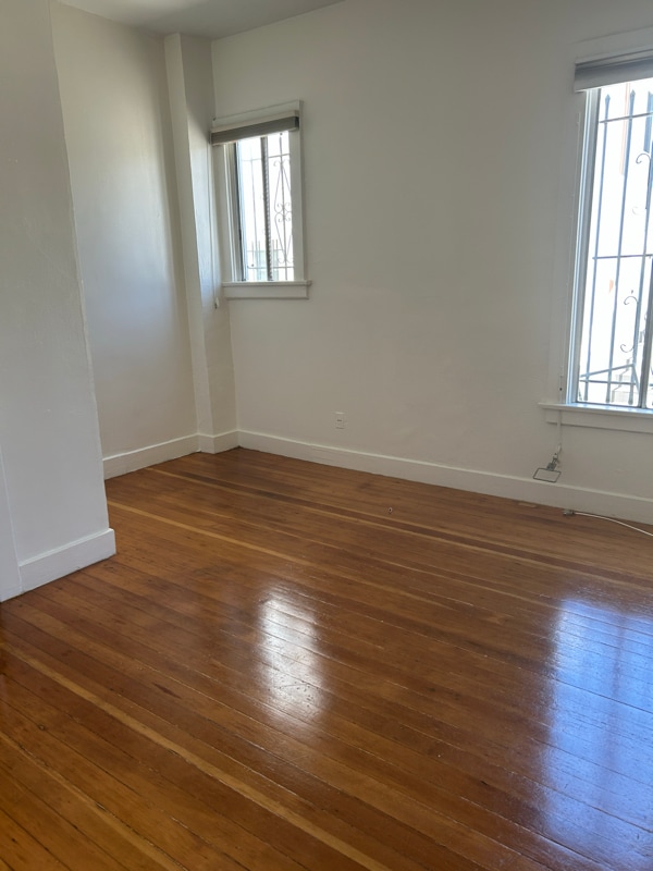 Photo - 1114 N Poinsettia Pl Unit 5