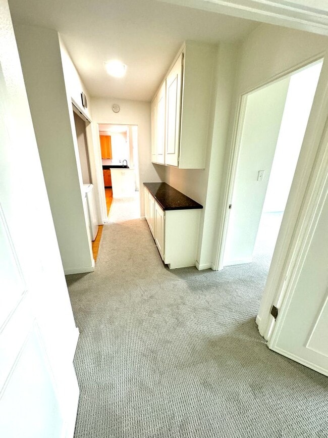 Photo - Great Location Armaga Spring Condo Unit 5947-G
