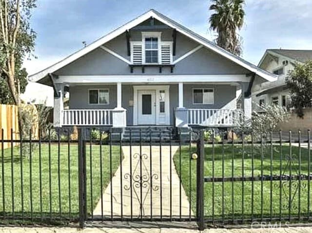 Photo - 4012 S Budlong Ave Townhome