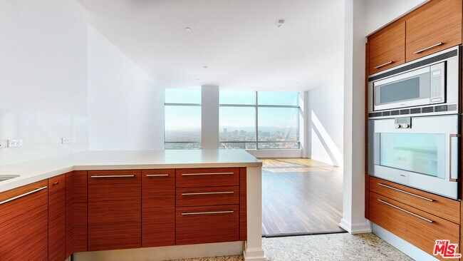 Photo - 900 W Olympic Blvd Unit 30D