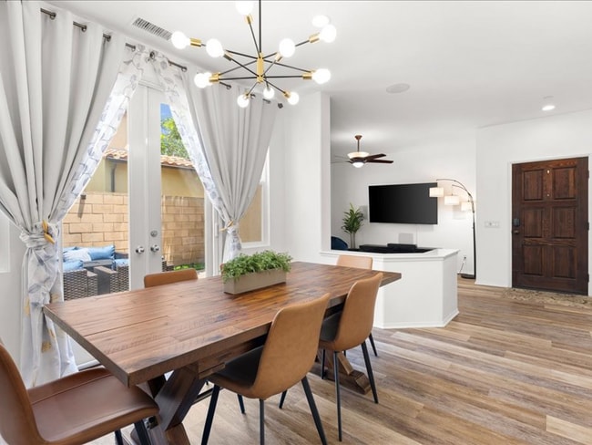 Photo - 121 Alhambra