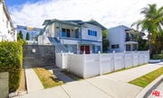 Photo - 1040 N Crescent Heights Blvd