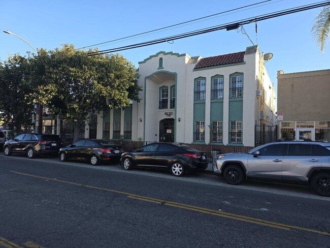 Photo - Fourth Street Unit 4th St, #8