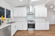 Stainless appliances - 5338 Campo Rd House