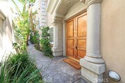Photo - 520 Esplanade Townhome