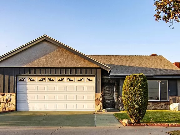 Photo - 133 E 140th St