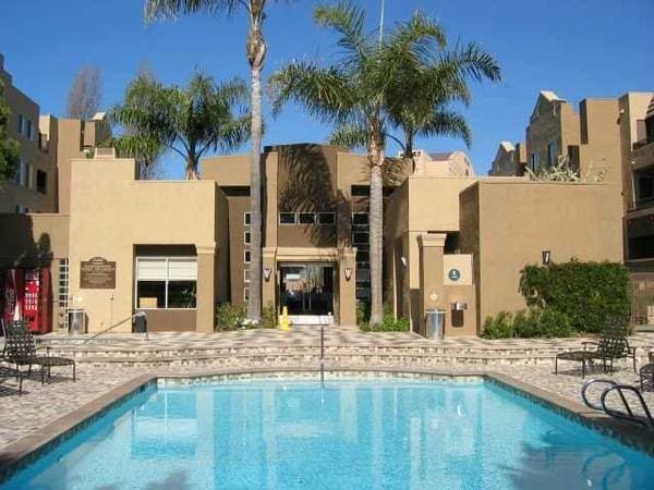 Gym Spa and Pool - 3440 Lebon Dr Unit Grnd Flr