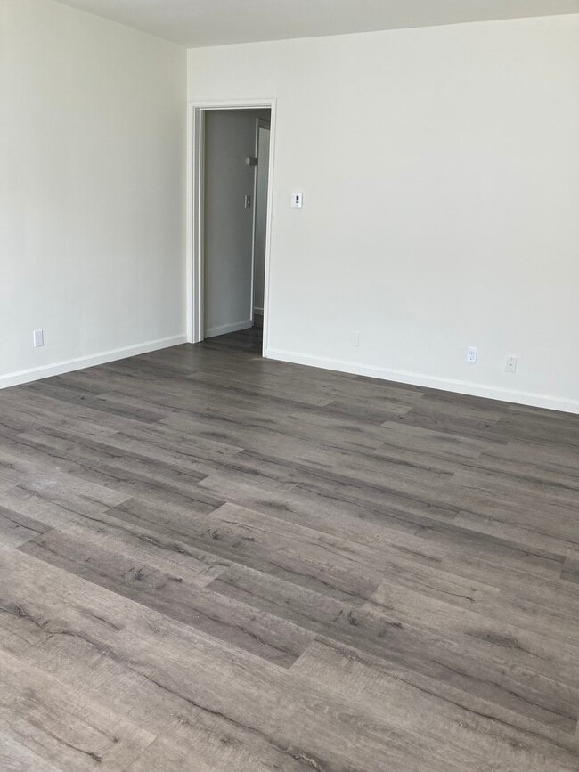 Photo - 3735 S Sepulveda Blvd Unit 4