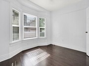Photo - 1296 W Jefferson Blvd Apartments