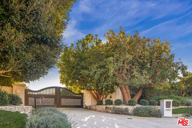 Photo - 24824 Pacific Coast Hwy