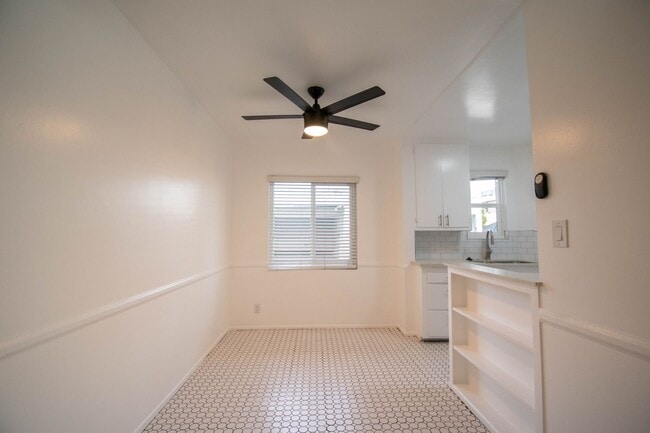 Photo - 823 Orange Grv Ave Unit 825-B