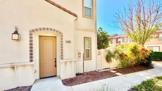 Photo - Beautiful, Like New, End Unit Condo in Resort Like Living Community off Temecula's South 79!
