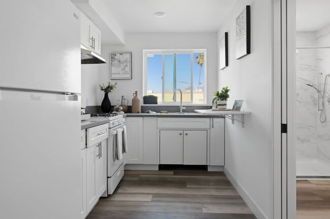 Photo - 2837 San Marino St Unit 201