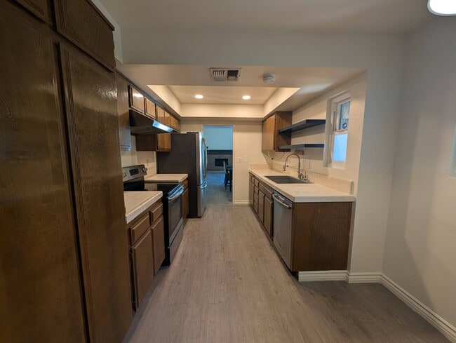 Kitchen View 1 - 1419 Poseidon