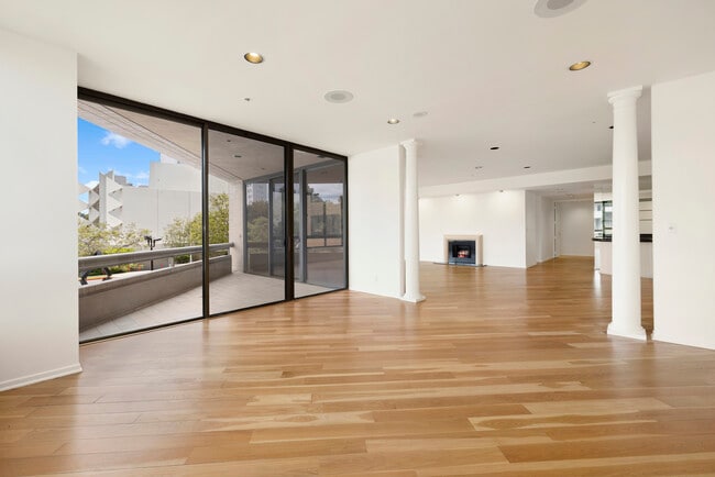 Photo - 10430 Wilshire Blvd Unit Mirabella