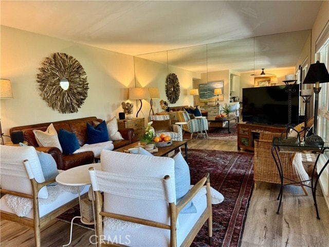 Photo - 863 Ronda Mendoza