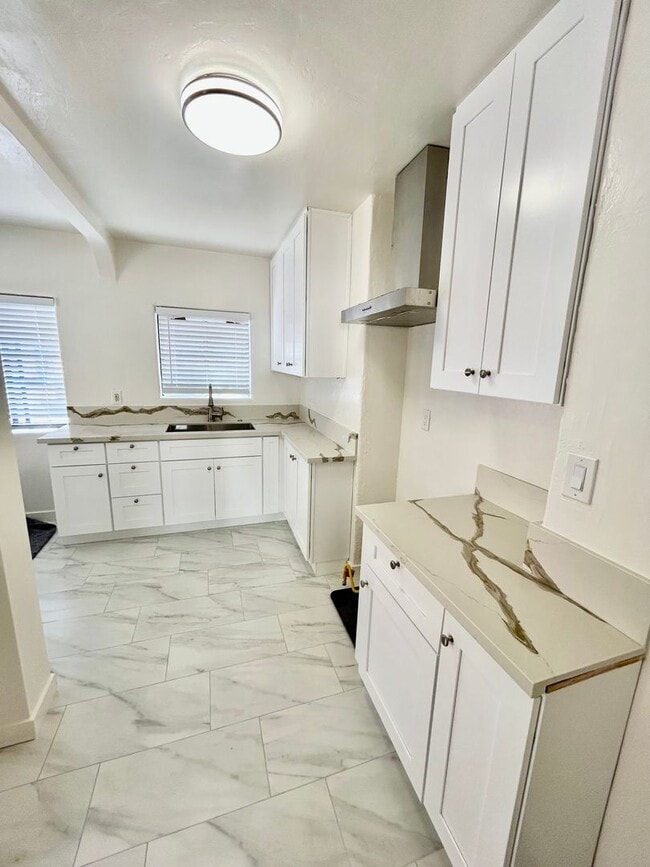 Photo - Remodeled 2 Bed | 1. Bath Unit #4351