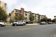 Photo - 742 S Harvard Blvd Apartments Unit 102