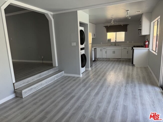 Photo - 6556 Forbes Ave