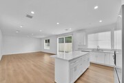 Photo - Modern Brand new 5-Bedroom Home for Lease ...