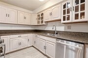 Photo - 524 E Ghent St