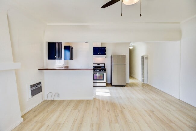 Photo - 3659 6th Ave Unit 3661 1/2 6th Ave