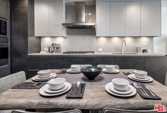 Photo - 724 Croft Ave Unit 307