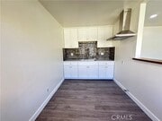 Photo - 320 E 236th St