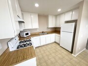 Photo - 2614 Jefferson St Unit B
