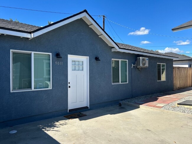 Building Photo - 9011 Tarryton Ave Unit 1