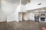Photo - 5750 Hollywood Blvd Apartment Unit 634