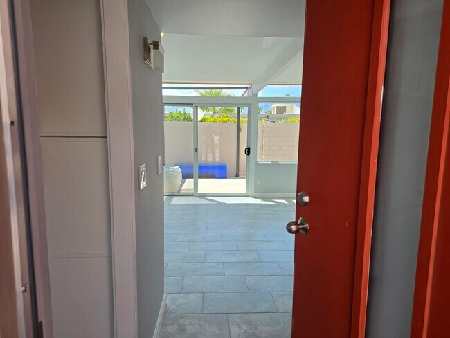 Photo - 735 E Louise Dr