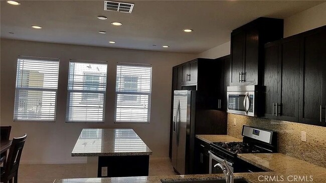 Photo - 908 N Acacia Ct