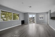 Photo - 1031 Mariposa St Townhome