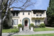 Photo - 141 S Elm Dr