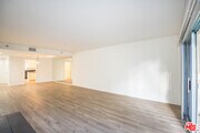 Photo - 410 S Barrington Ave Condo Unit 205