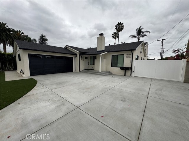 Photo - 15234 Kingsbury St Townhome