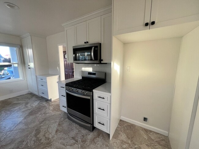 Photo - Beautifully Maintained 3 bedroom home