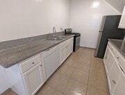 Photo - 1200 N Gardner St Unit 5