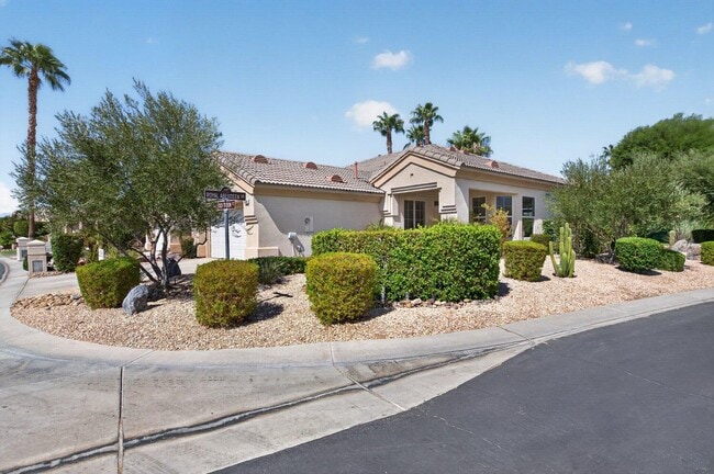 Building Photo - 43696 Old Troon Ct