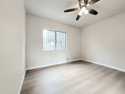 Photo - 1323 W 58th St Condo