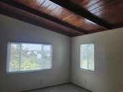 Photo - 938-938 W Lewis St Apartment