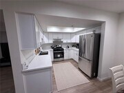 Photo - 116 W Maple St Unit 6