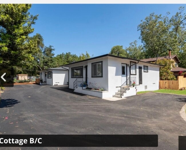 Unit D - 1231 E Mason St