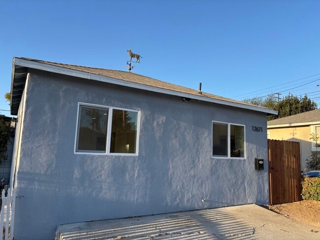 Photo - 12671 Victoria Ave