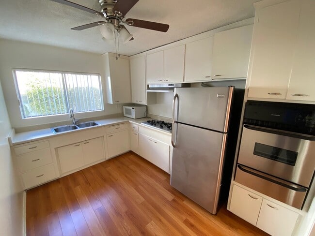 Photo - 1824 Manning Ave Unit 3